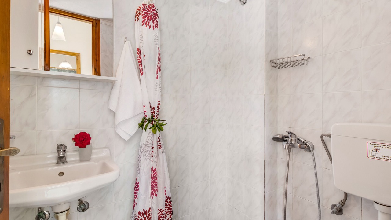 Photo of Bathroom in Nikiana