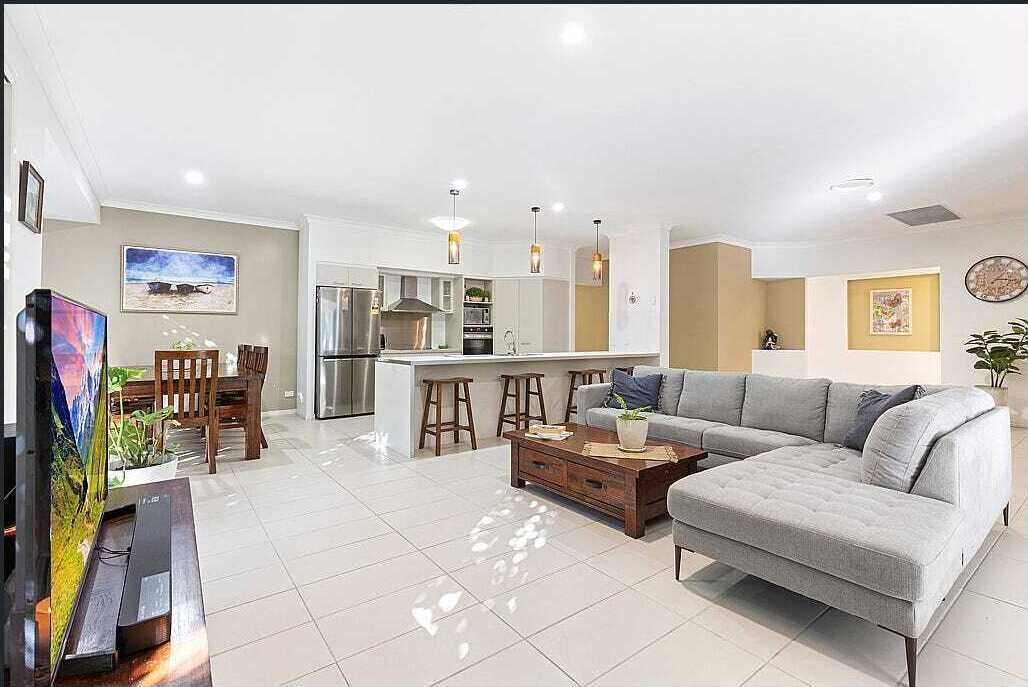 Photo of Livingroom in Point Vernon