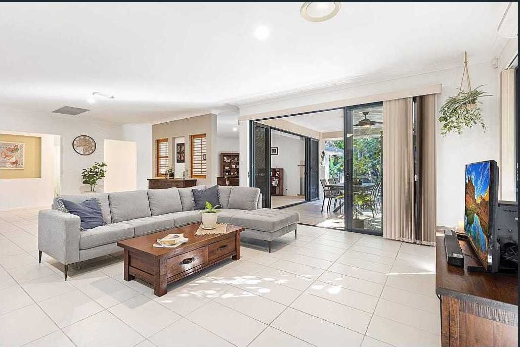 Photo of Livingroom in Point Vernon