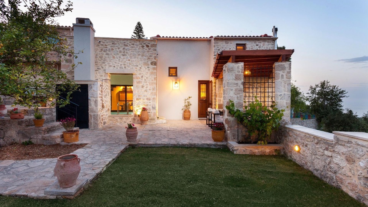 Photo of Outdoor in Maroulas