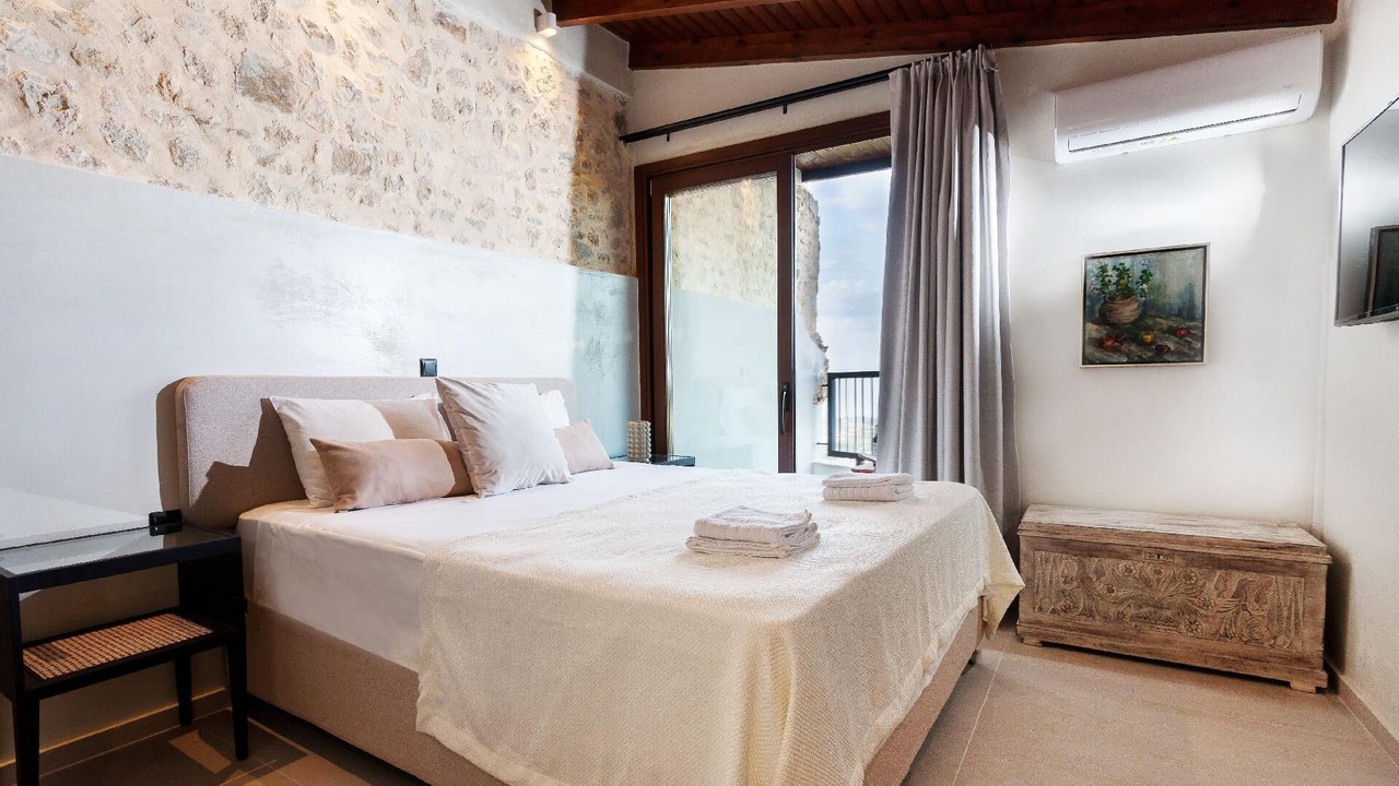 Photo of Bedroom in Maroulas
