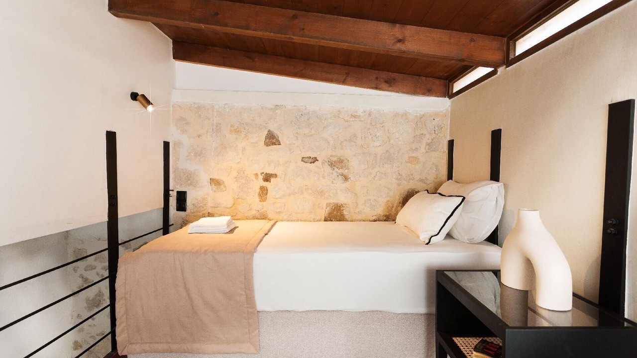Photo of Bedroom in Maroulas