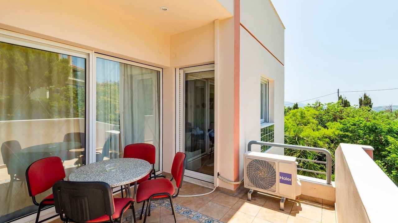 Photo of Patio Balcony in Sipiada