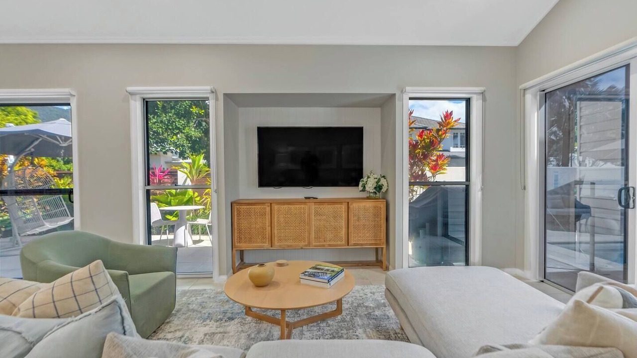 Photo of Livingroom in Palm Cove