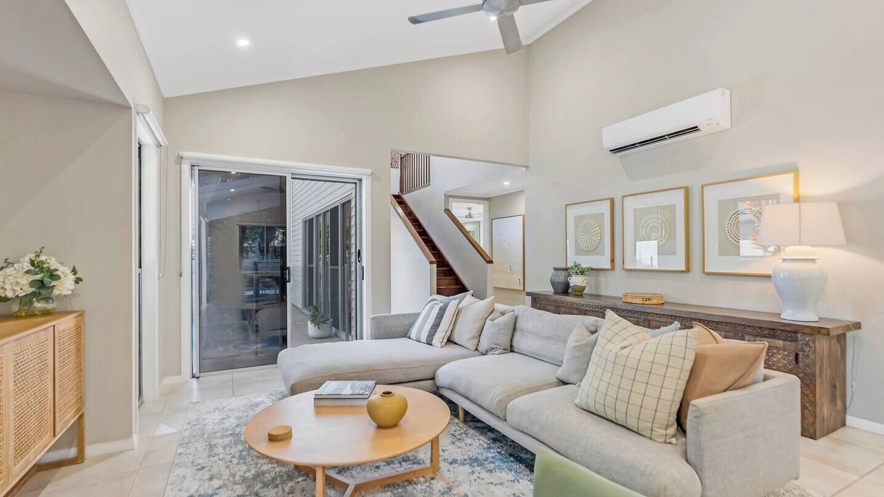 Photo of Livingroom in Palm Cove