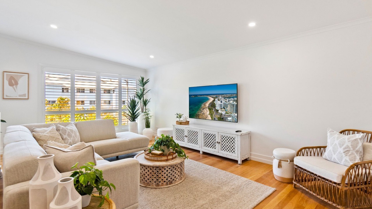 Photo of Livingroom in Alexandra Headland