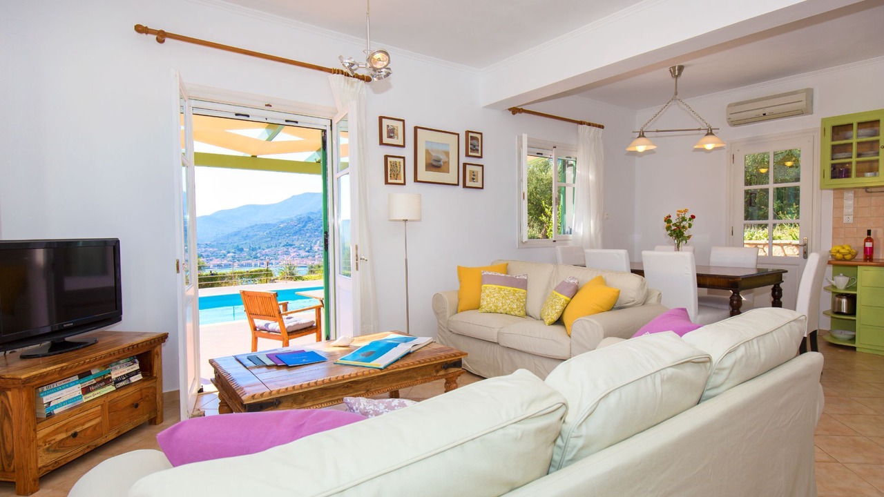 Photo of Livingroom in Vathy