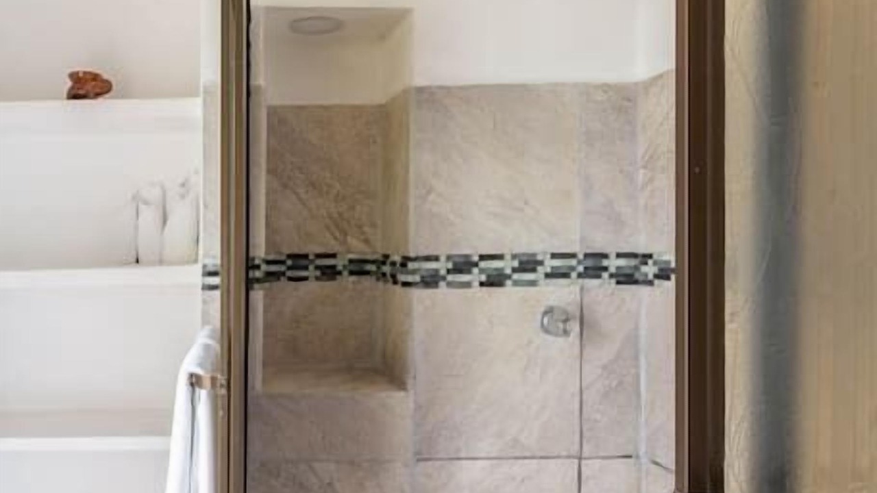 Photo of Bathroom in El Cerro