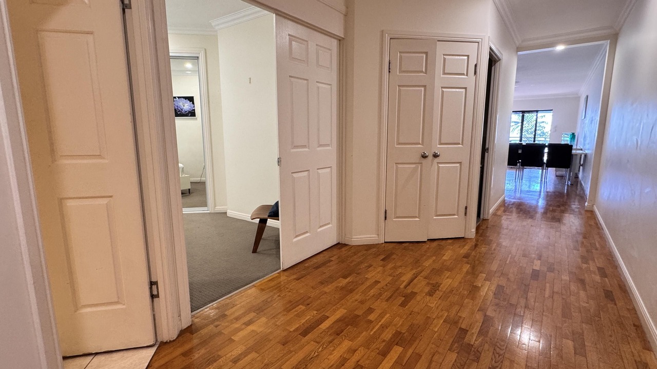 Photo of Livingroom in North Ward