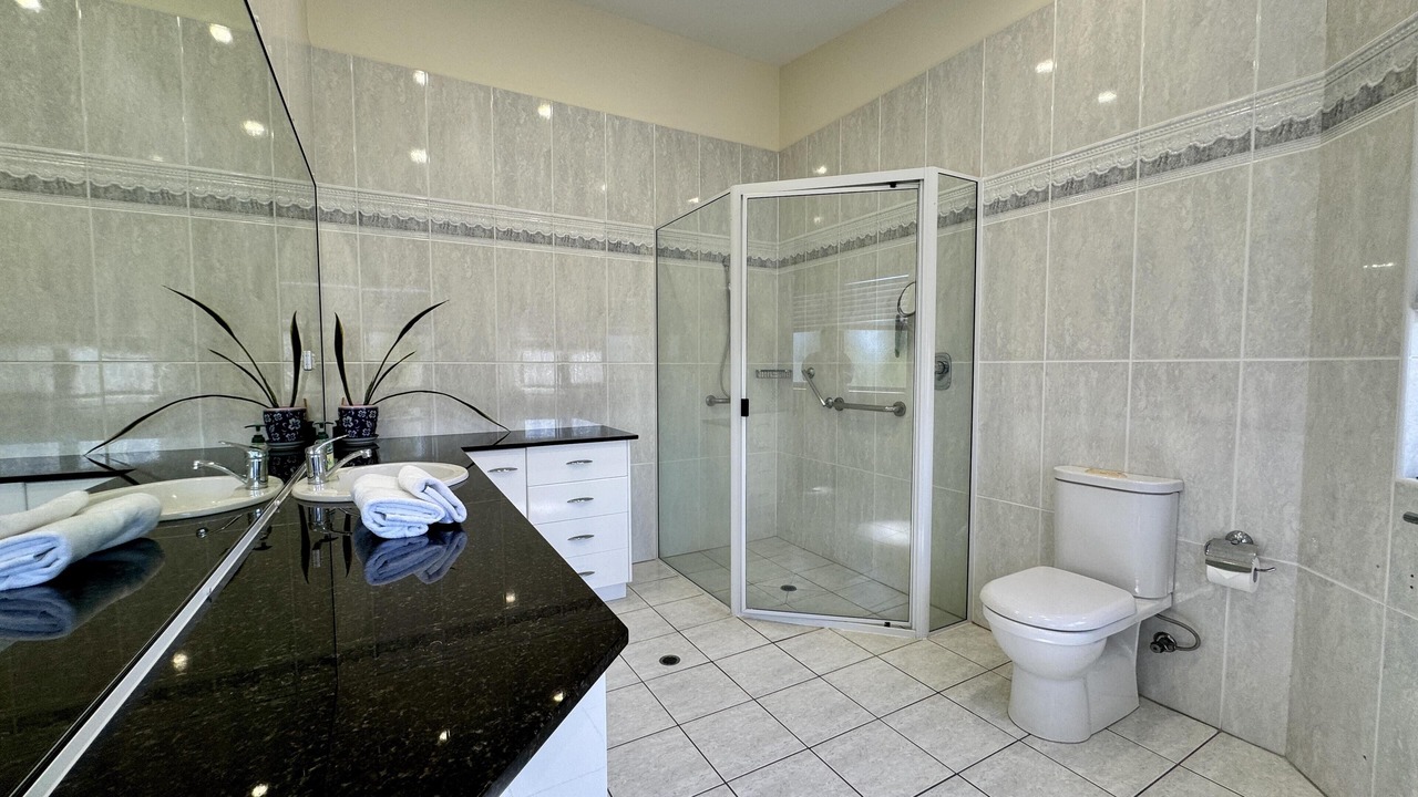 Photo of Bathroom in North Ward
