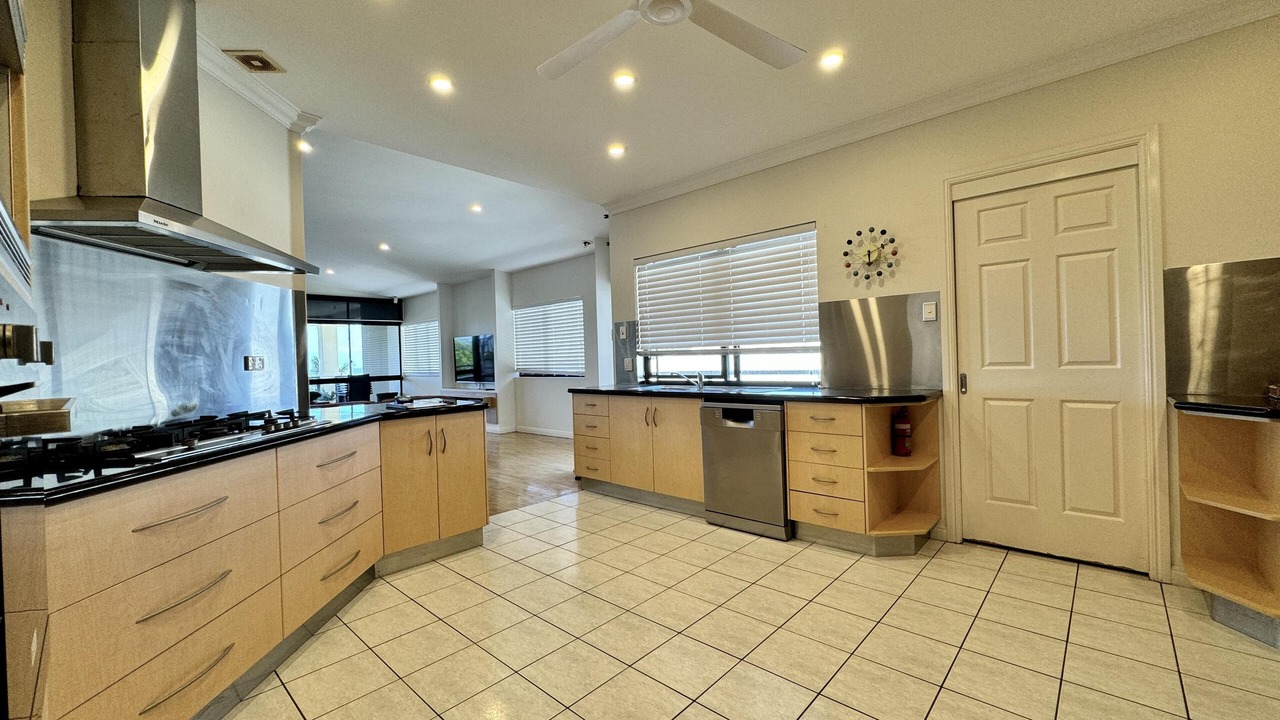 Photo of Livingroom in North Ward