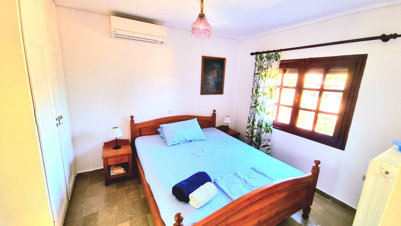 Photo of Bedroom in Vrahati