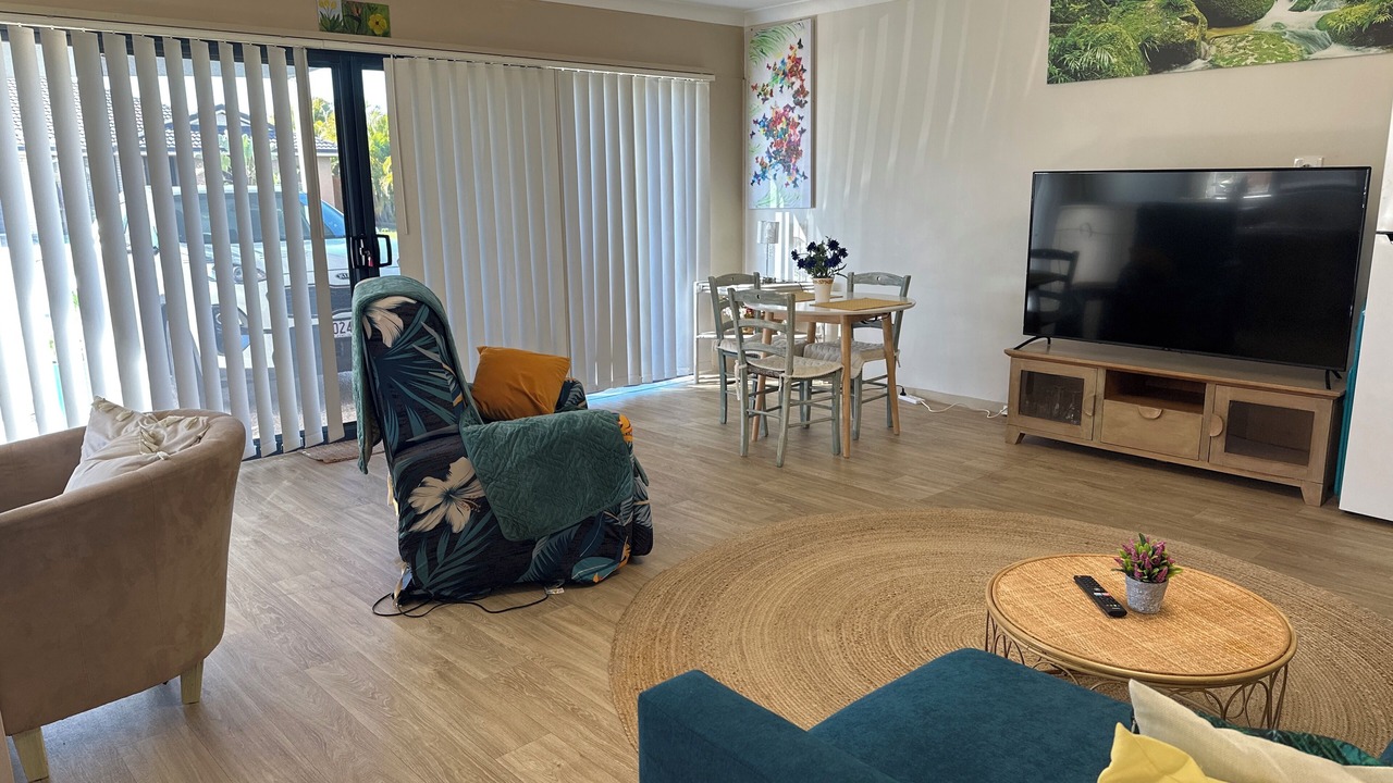 Photo of Livingroom in Eli Waters
