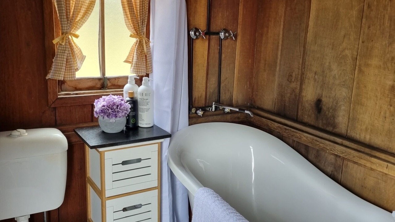 Photo of Bathroom in Innisplain