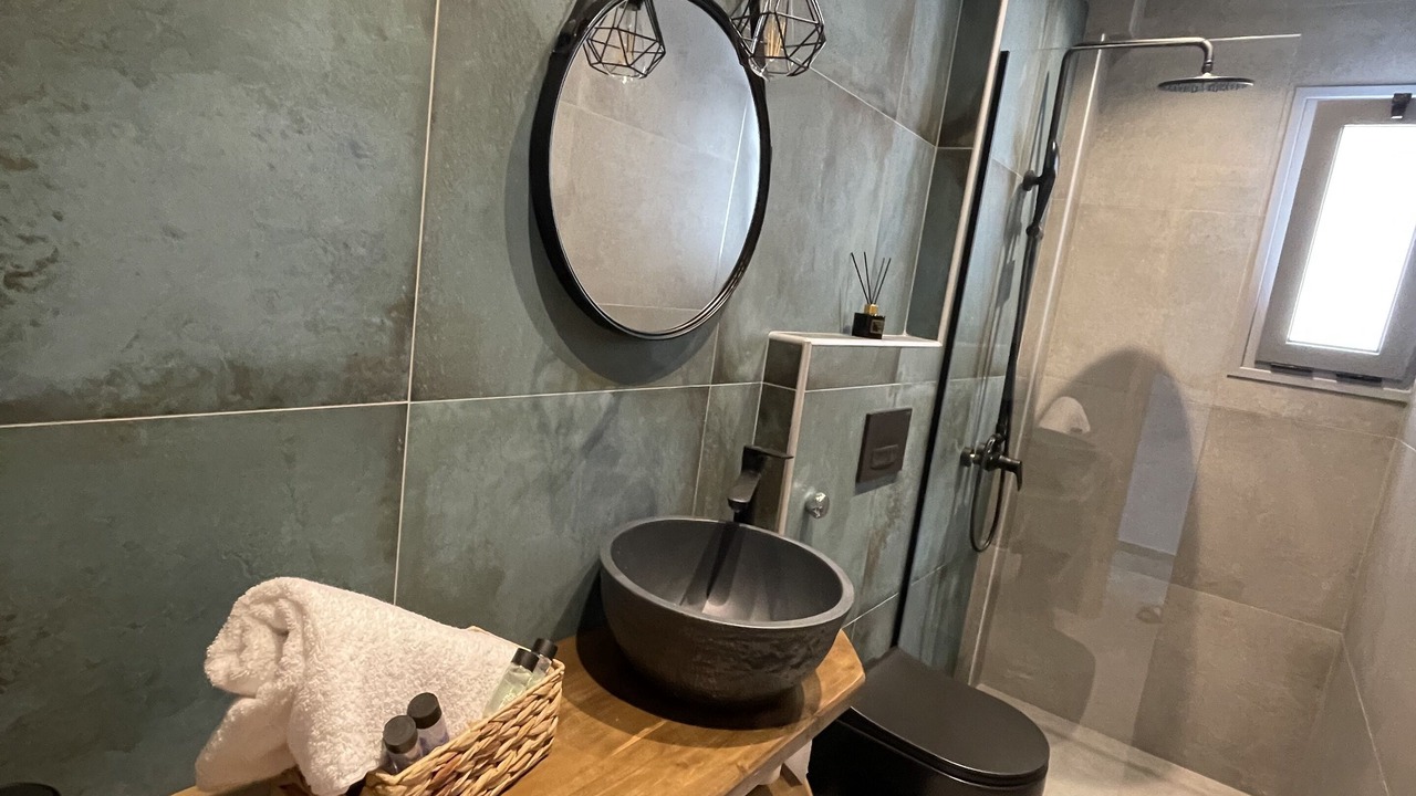 Photo of Bathroom in Kanali