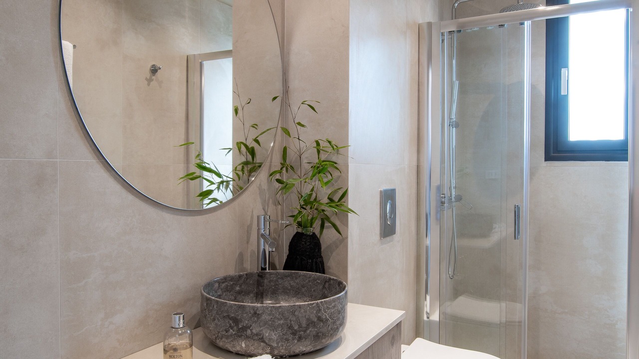Photo of Bathroom in Troezen