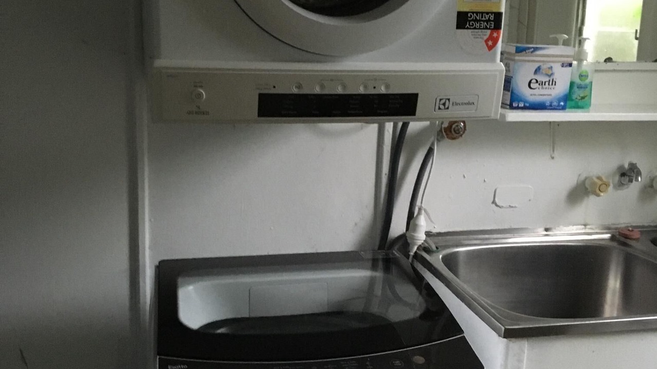 Photo of Bathroom in Moffat Beach