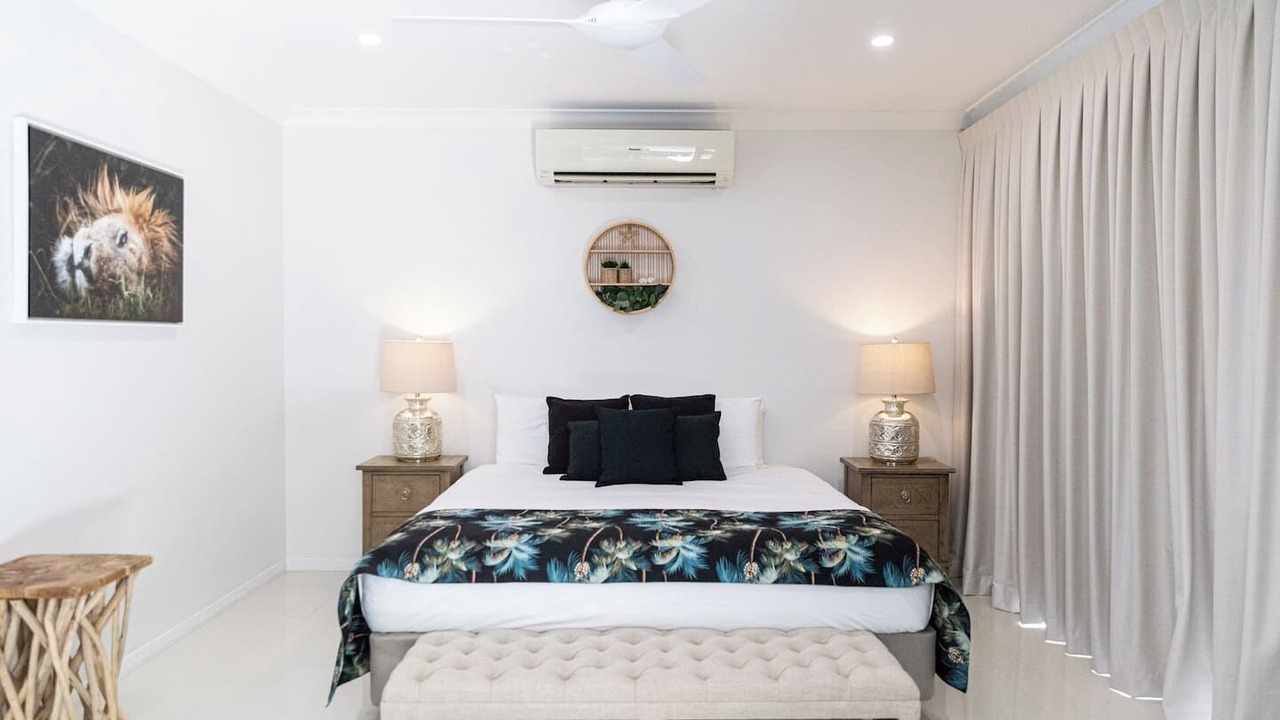 Photo of Bedroom in Trinity Beach