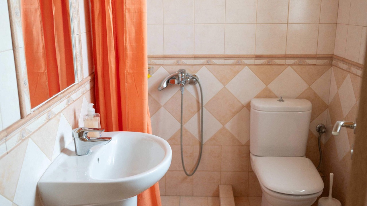 Photo of Bathroom in Skidra