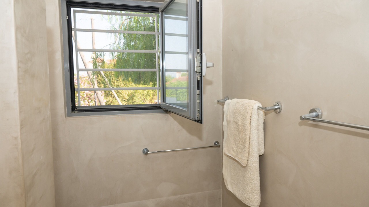 Photo of Bathroom in Kanatadika