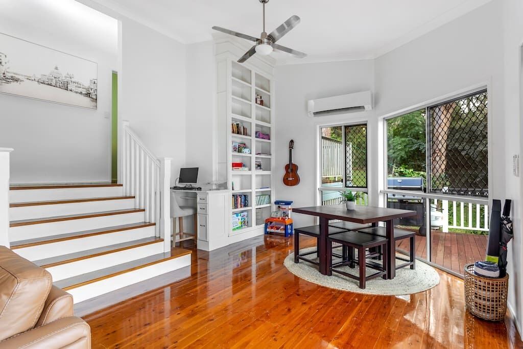 Photo of Bedroom in Middle Ridge