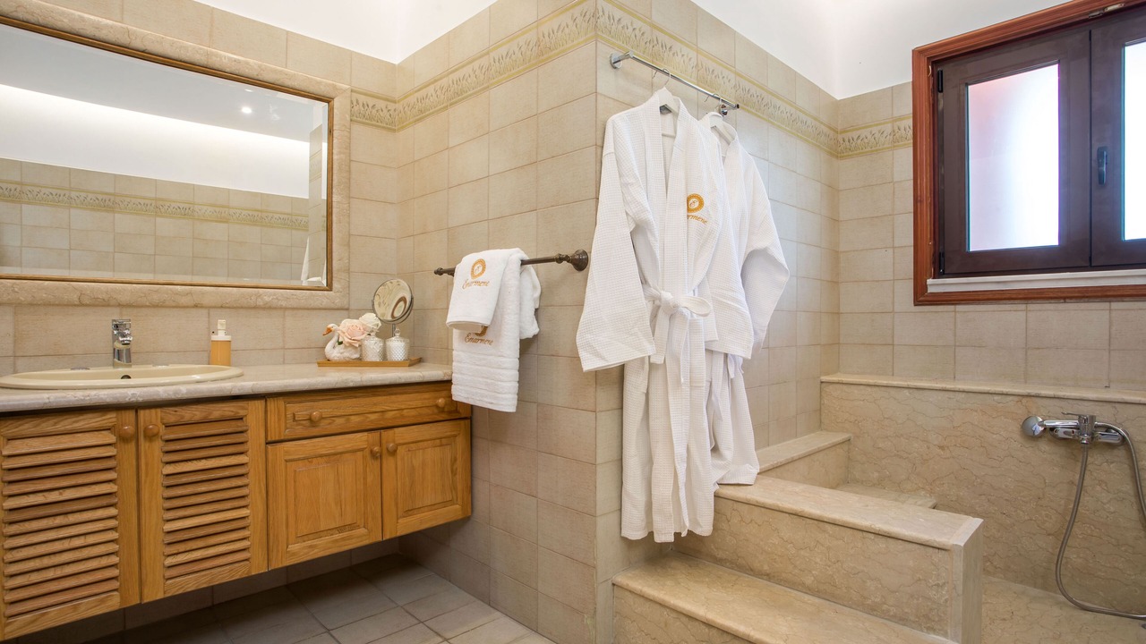Photo of Bathroom in Kallithea