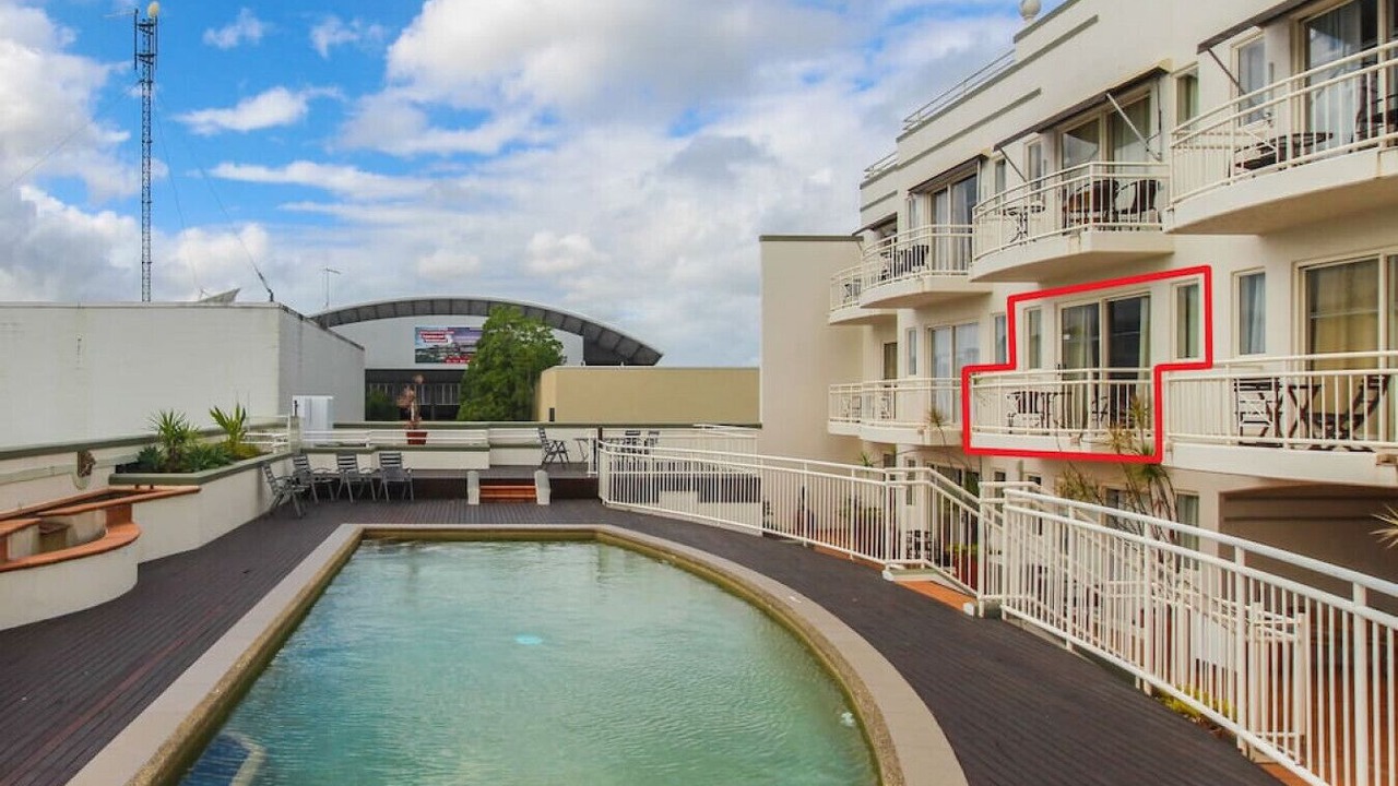 Photo of Patio Balcony in Cairns Central Business District