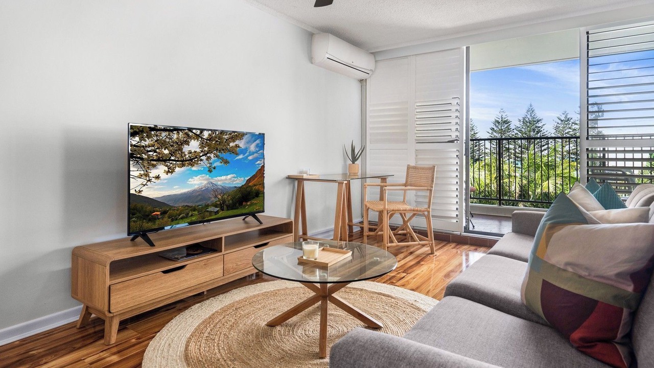 Photo of Livingroom in Burleigh Heads
