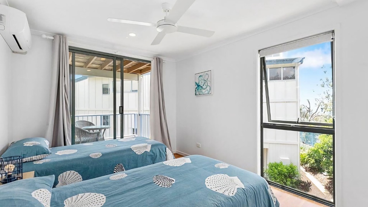 Photo of Bedroom in Castaways Beach