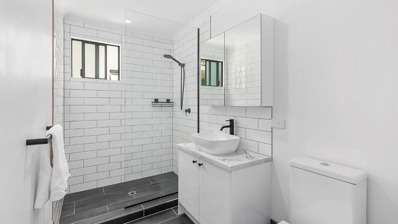 Photo of Bathroom in Castaways Beach