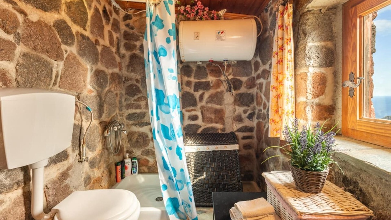 Photo of Bathroom in Kontos
