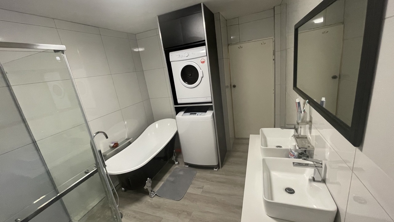 Photo of Bathroom in Strand