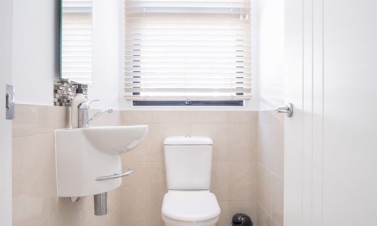 Photo of Bathroom in Moffat Beach