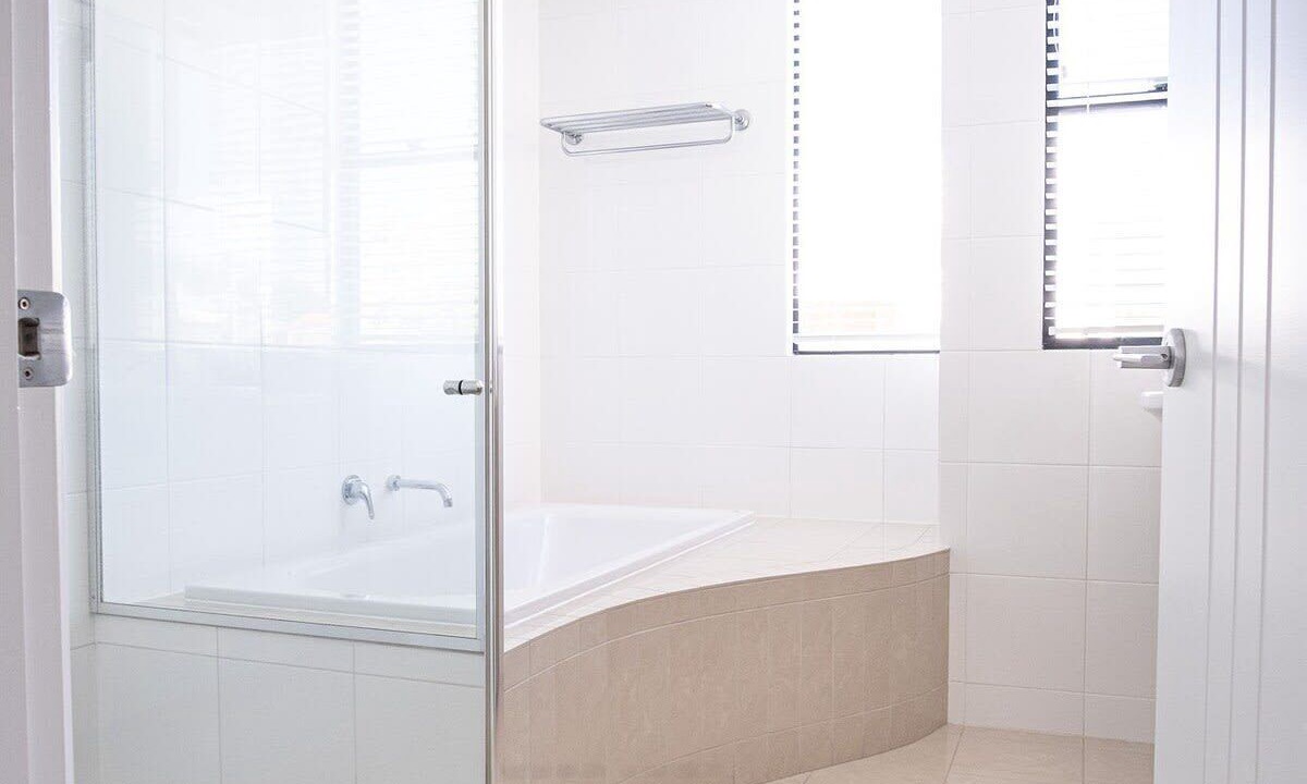 Photo of Bathroom in Moffat Beach