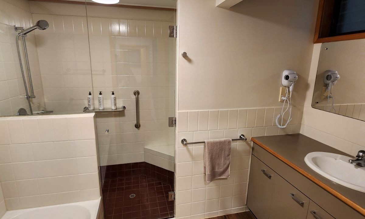 Photo of Bathroom in Kingfisher Bay