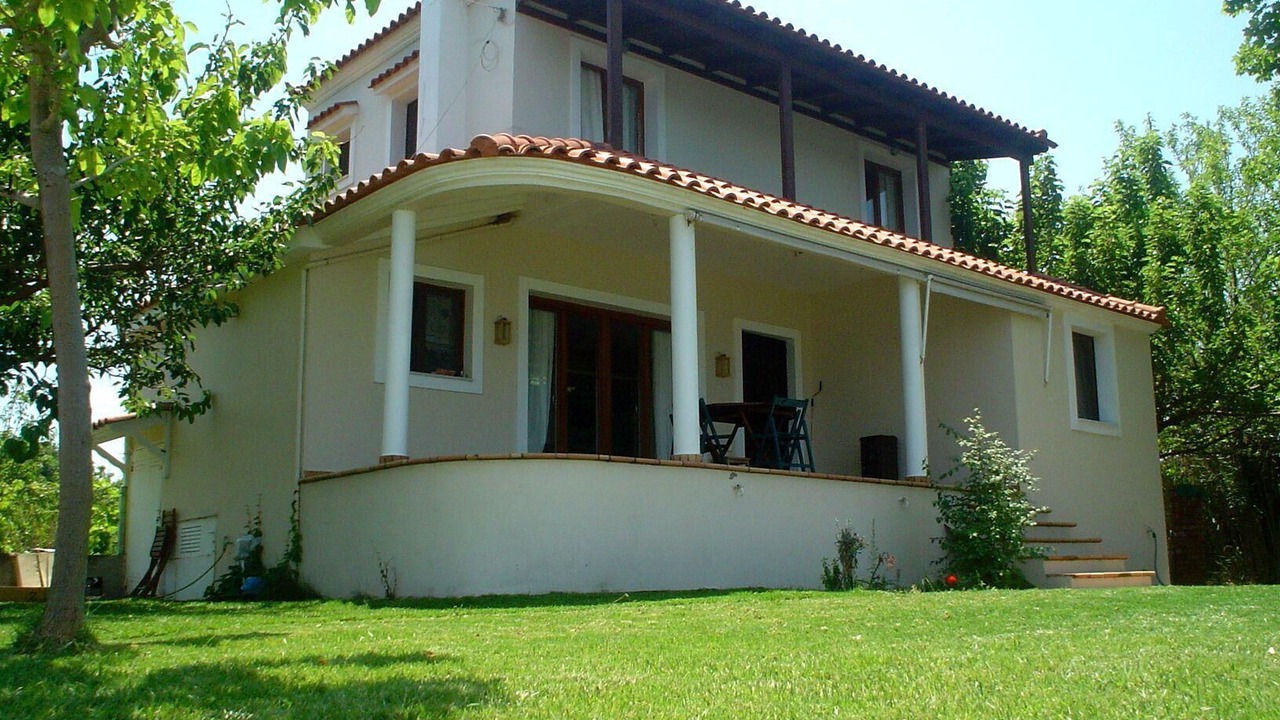 Photo of Outdoor in Aravissos