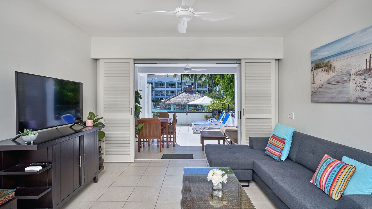 Photo of Livingroom in Palm Cove