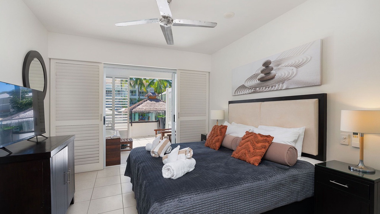 Photo of Bedroom in Palm Cove