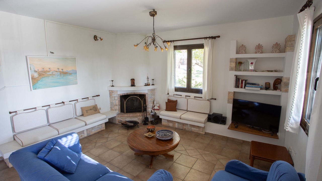 Photo of Livingroom in Lavreotiki