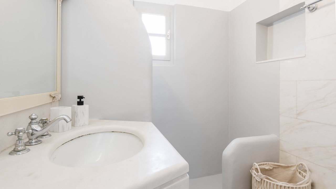 Photo of Bathroom in Kanalia