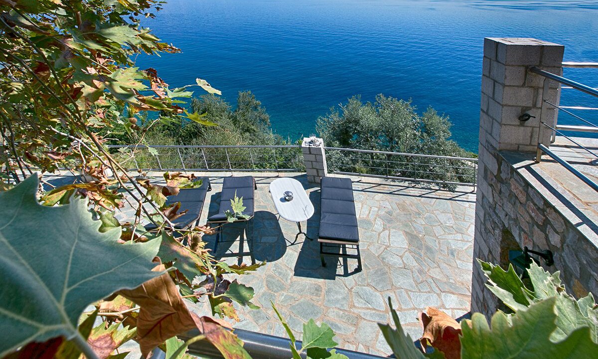 Photo of Patio Balcony in Livadi