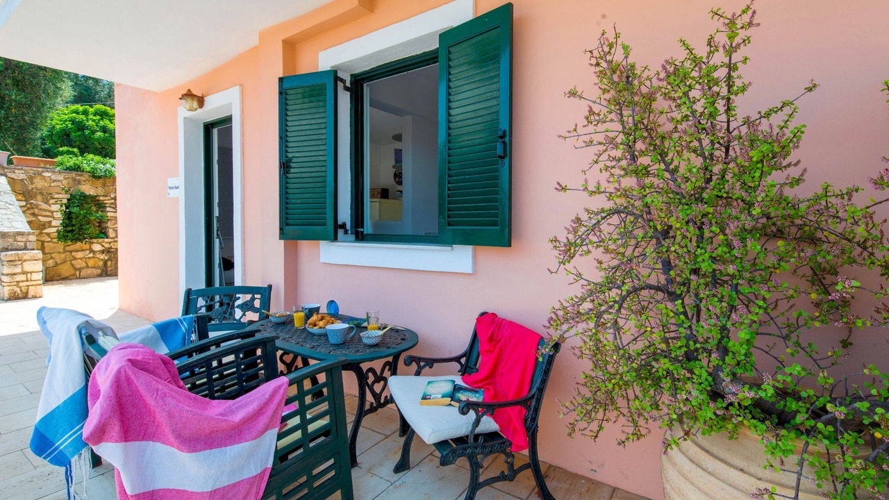 Photo of Others in Gaios