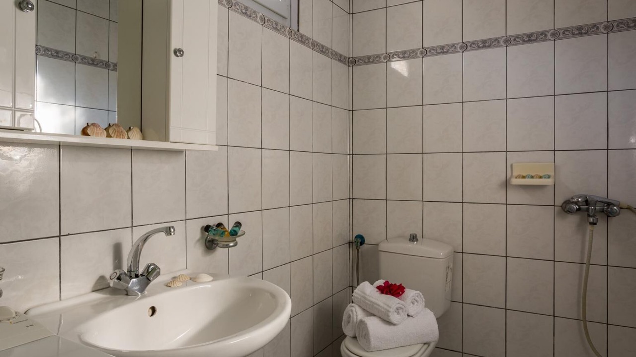 Photo of Bathroom in Votsi