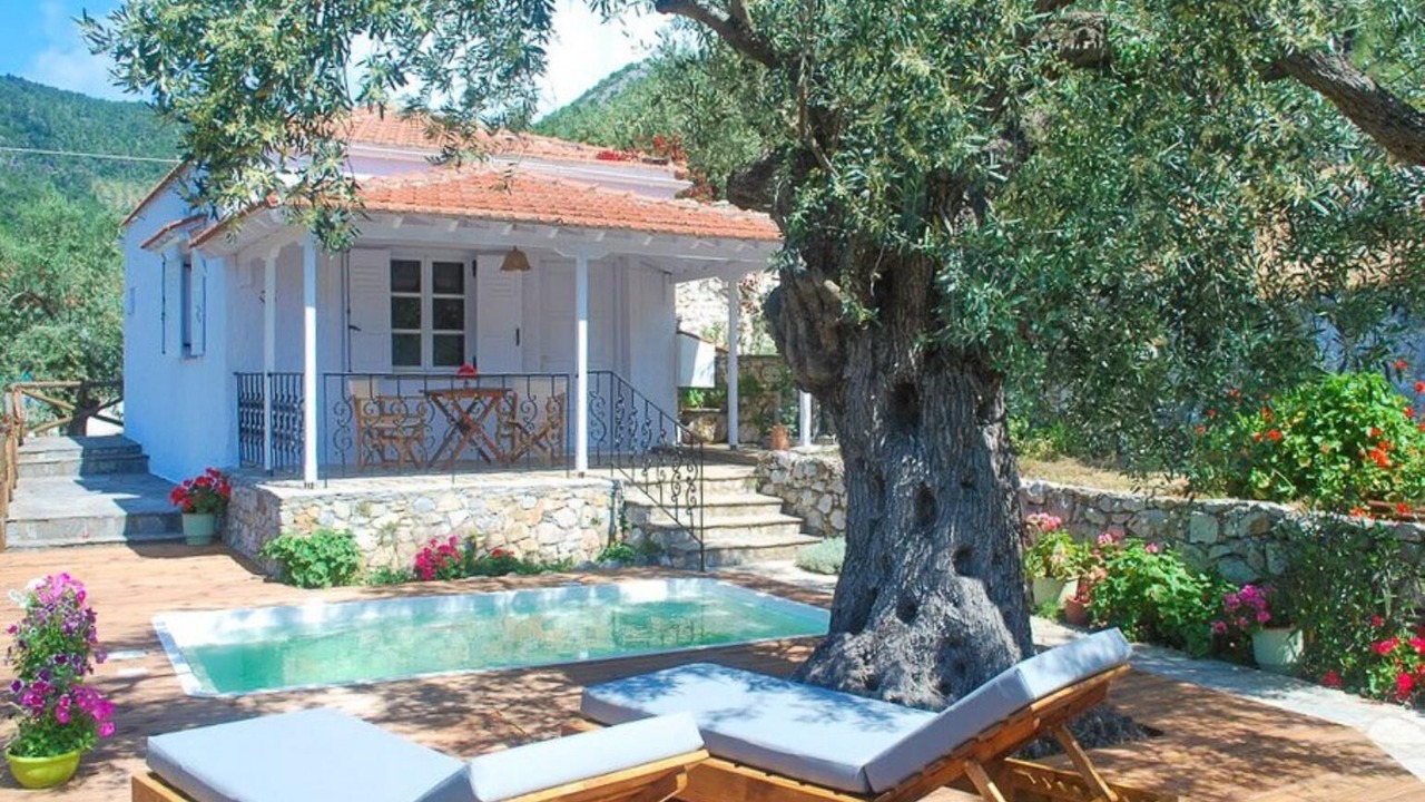 Photo of Outdoor in Votsi