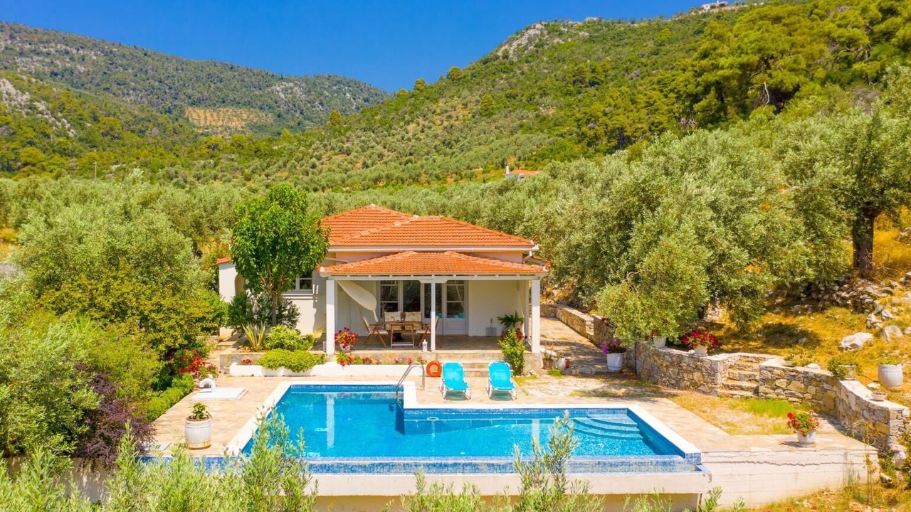Photo of Outdoor in Votsi