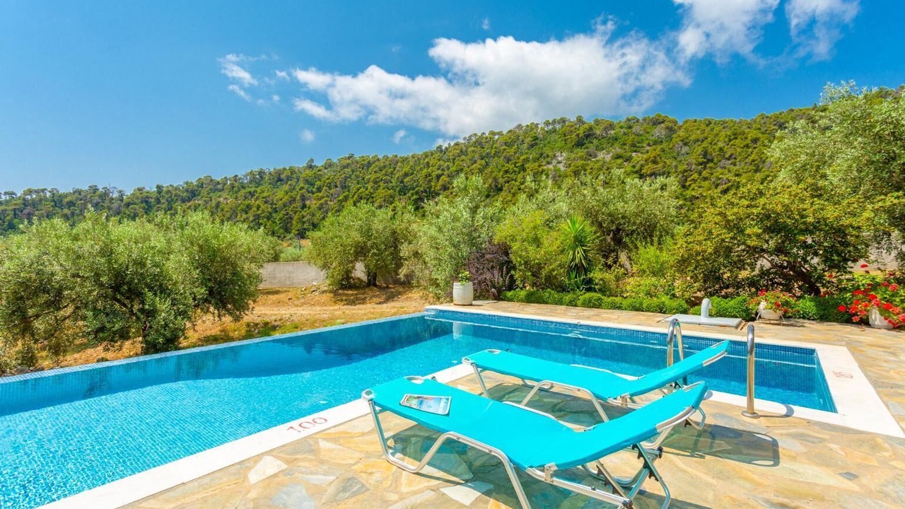 Photo of Outdoor in Votsi