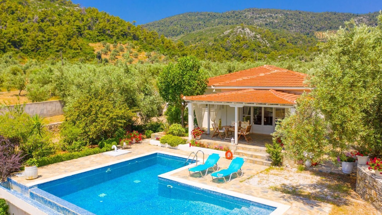 Photo of Outdoor in Votsi