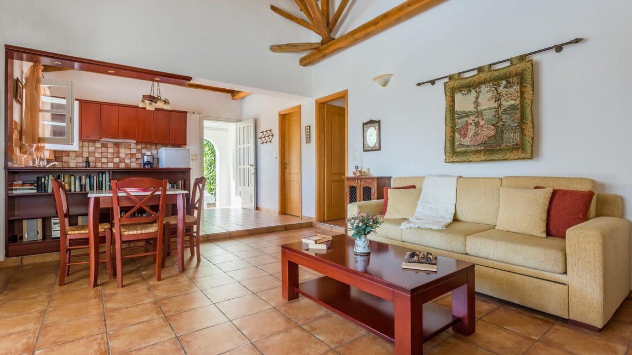Photo of Bedroom in Votsi