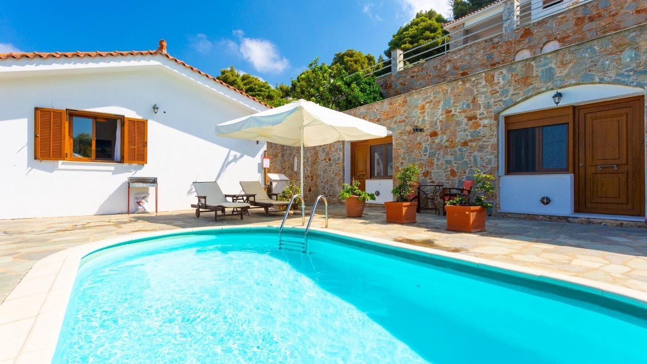 Photo of Outdoor in Glossa