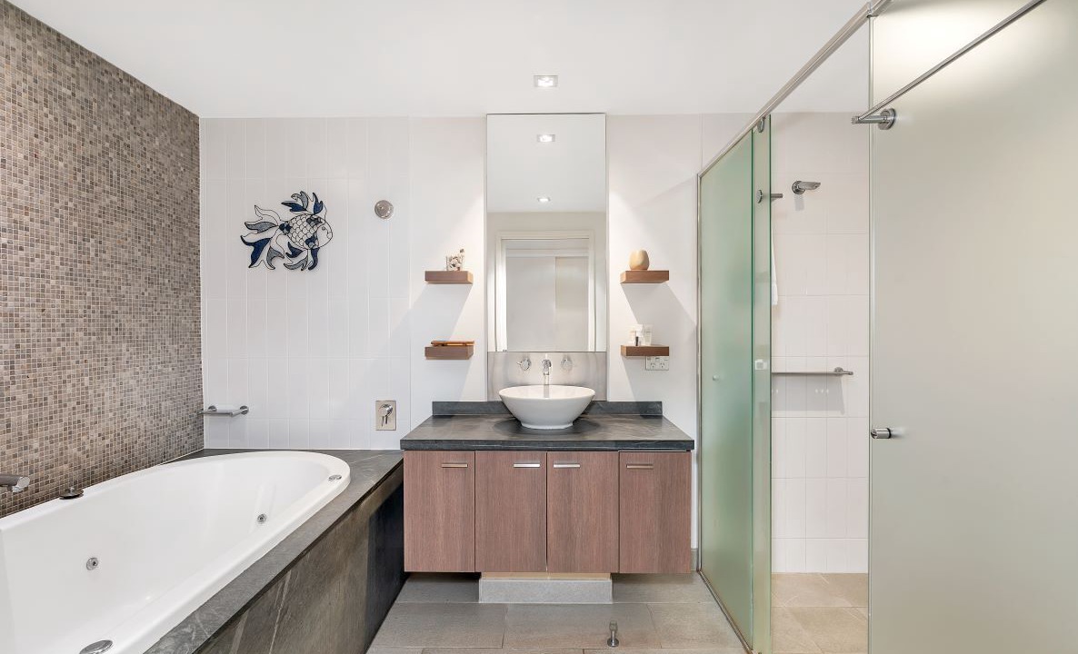 Photo of Bathroom in Palm Cove